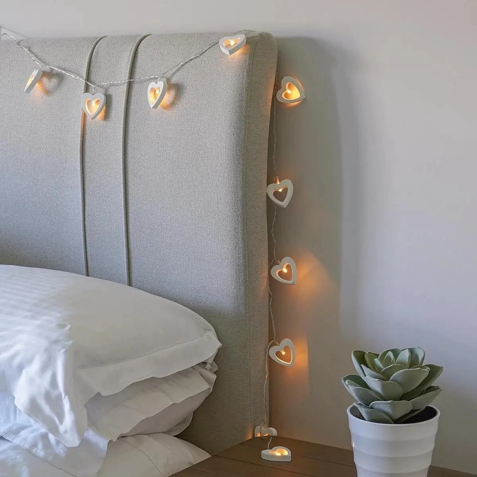 14 LEDs 4 m Yellow Steady Heart Rice Lights (Pack of 1)